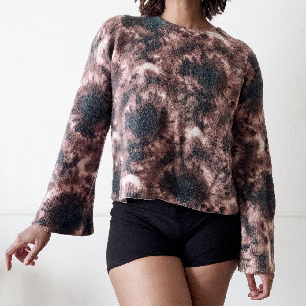 zara tie dye knit bell sleeve sweater